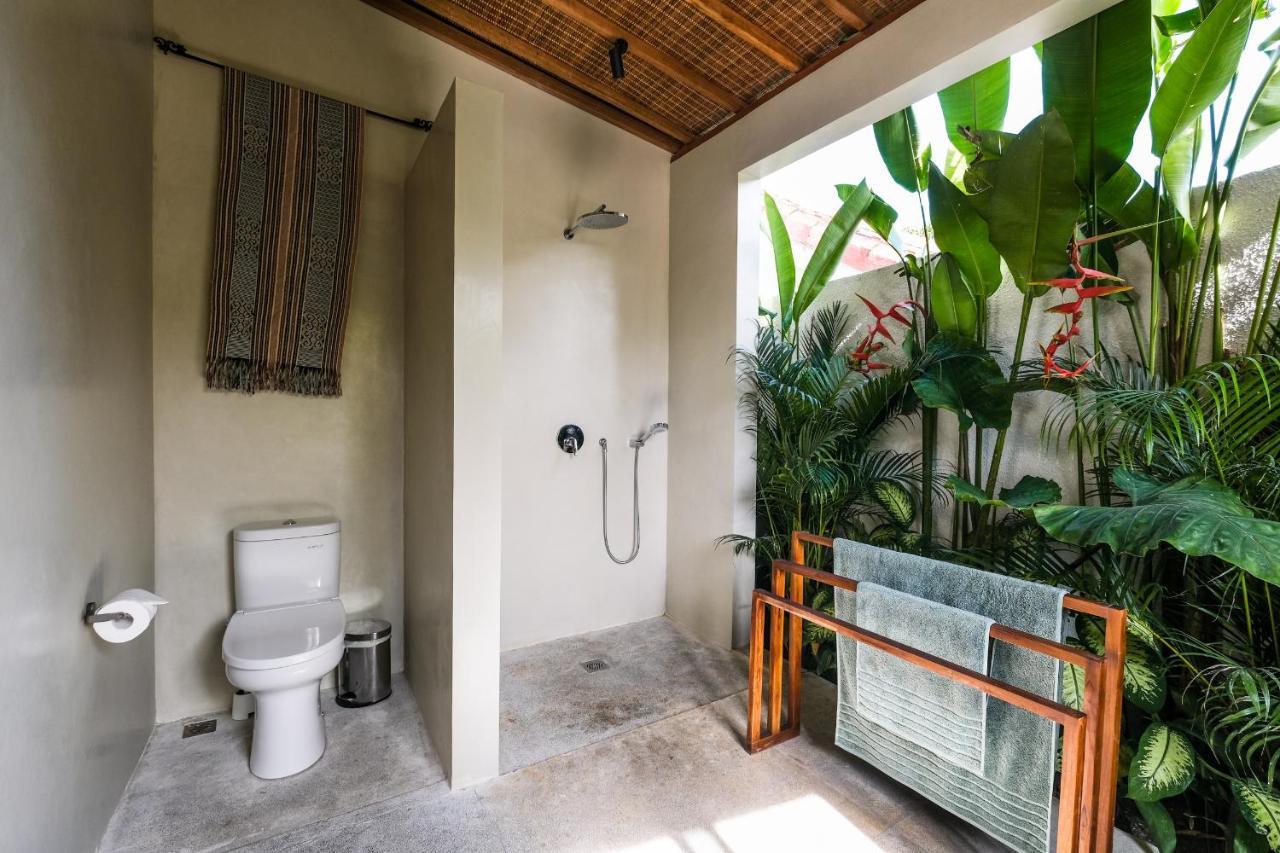 Villa Kikaa Bingin Uluwatu  Exterior photo